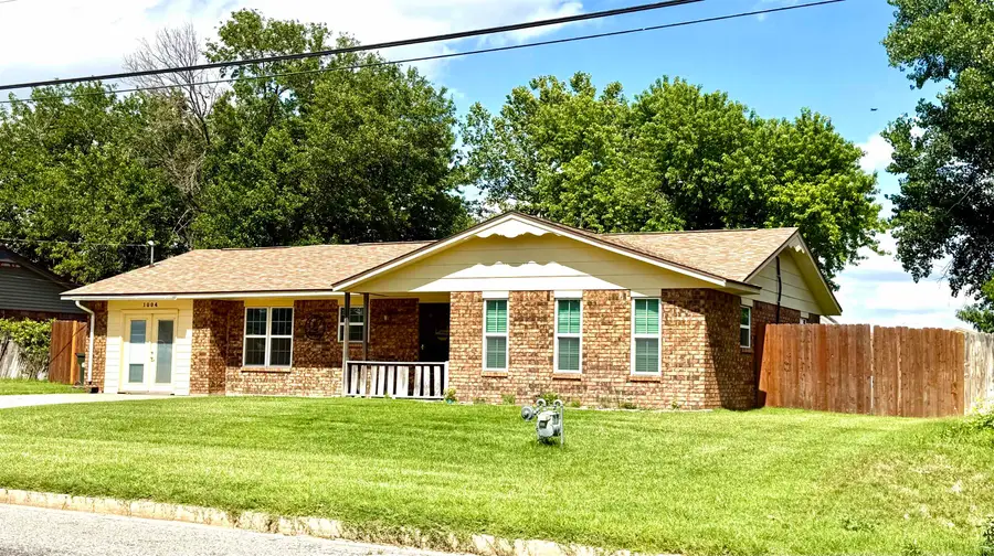 1004 Wilkie, Mooreland, OK 73852 - #2