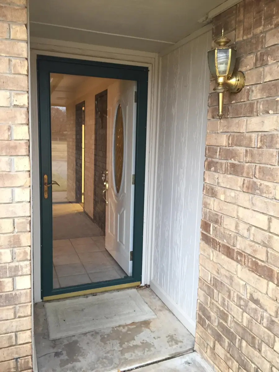 109 S Greenleaf, Enid, OK 73703 - #2