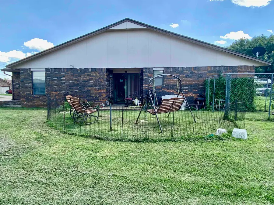 106 N Eufaula, Enid, OK 73703 - #2