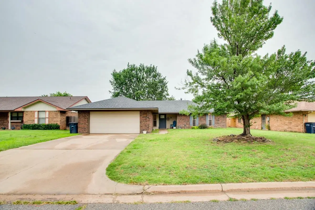 601 Deer Run, Enid, OK 73703 - #1