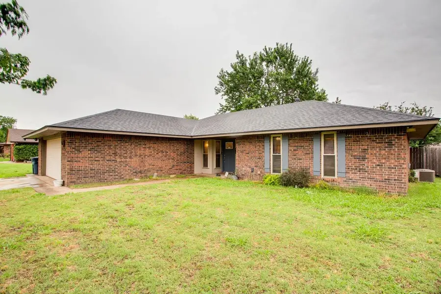 601 Deer Run, Enid, OK 73703 - #3