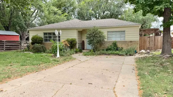 1711 Cherry St, Woodward, OK 73801