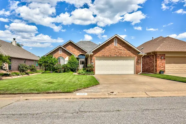 3805 Rockwood Rd, Enid, OK 73703
