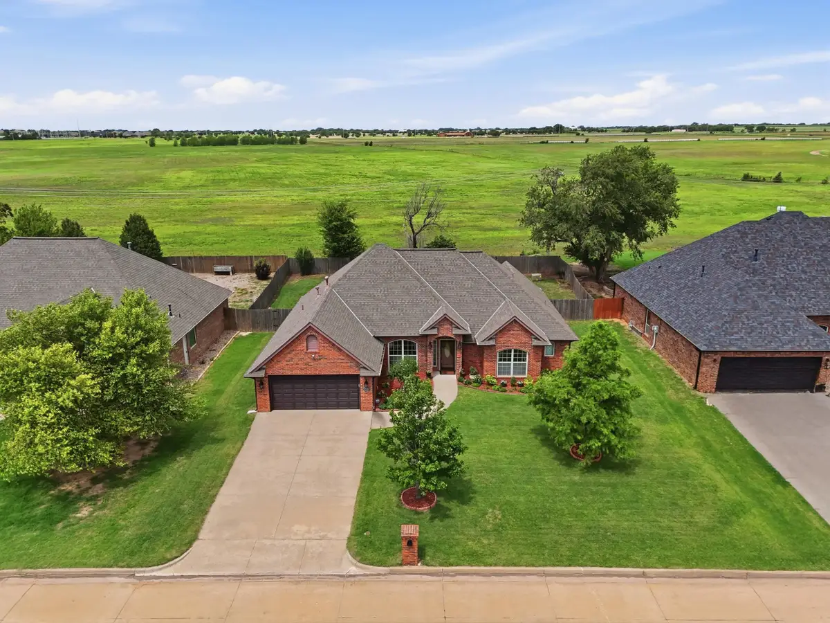 2114 Daybreak, Enid, OK 73703 - #1