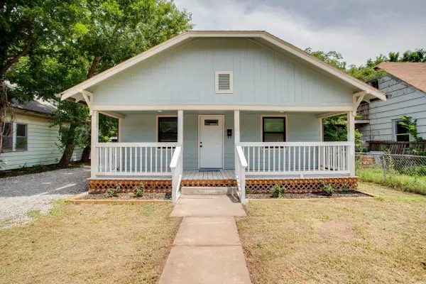 609 N 8th St, Enid, OK 73701