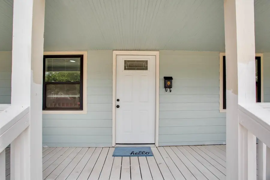 609 N 8th St, Enid, OK 73701 - #3