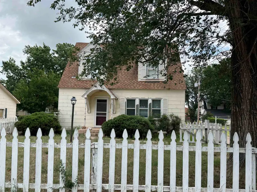 1008 N Prouty, Watonga, OK 73772 - #2