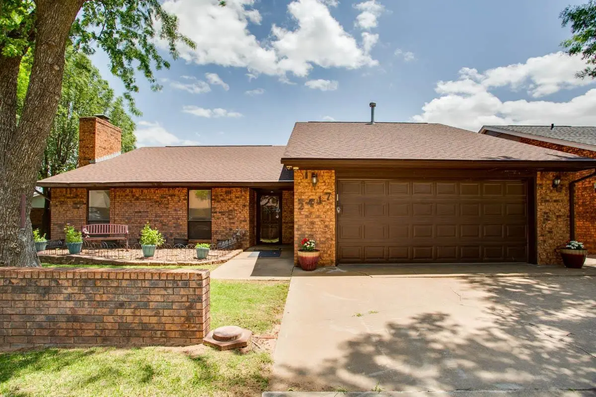 2417 Woodmoor Rd, Enid, OK 73703 - #1