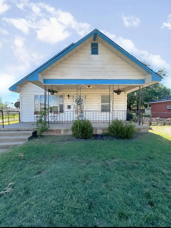 214 N Temple, Cordell, OK 73632