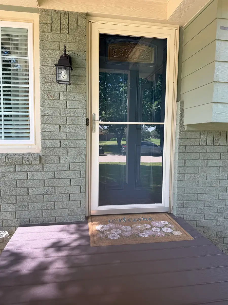 654 Oakdale Drive, Enid, OK 73703 - #3