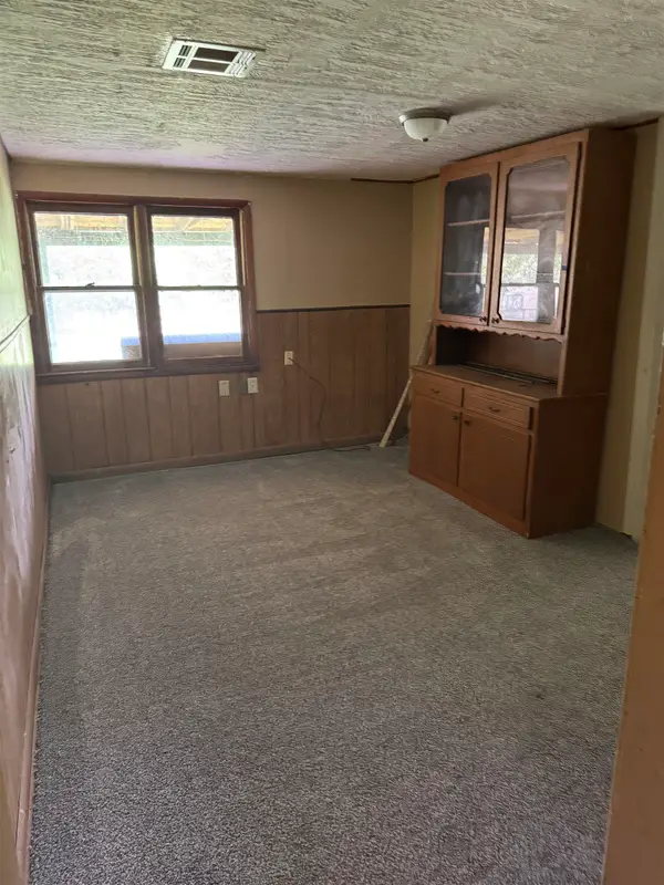 227 E Poplar, Enid, OK 73701