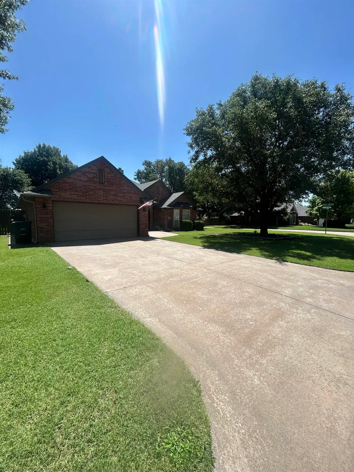 1001 Quail Ridge, Enid, OK 73703-2852 - #1