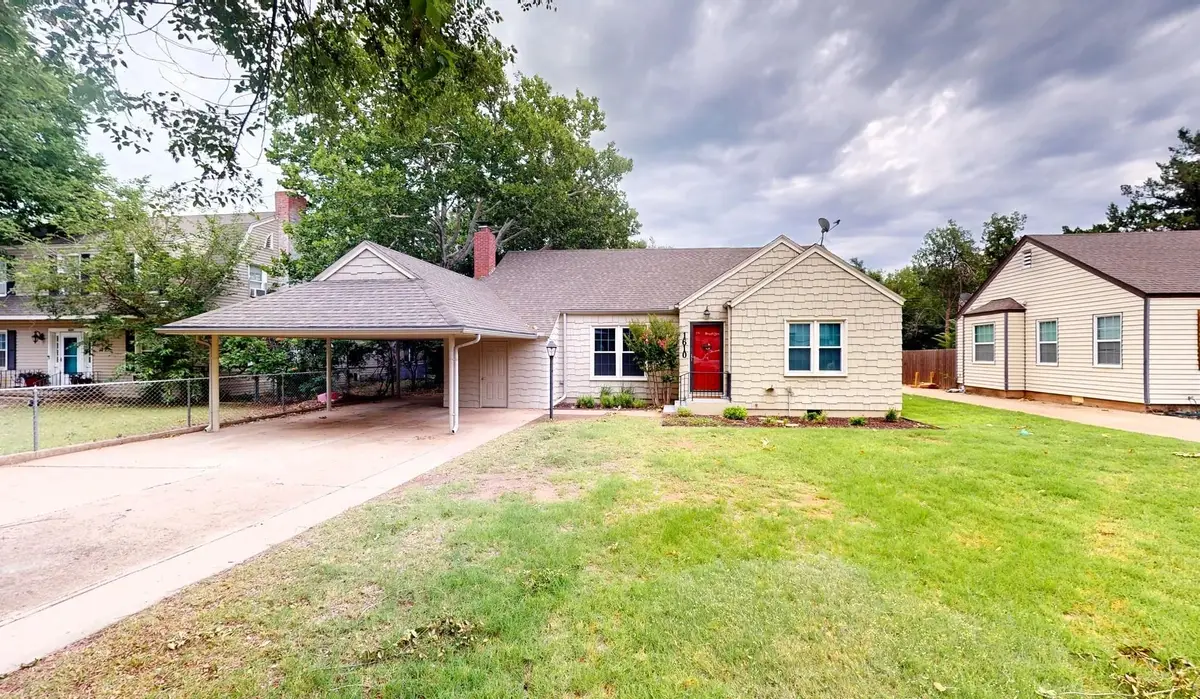 1610 Hillcrest Dr, Woodward, OK 73801 - #1