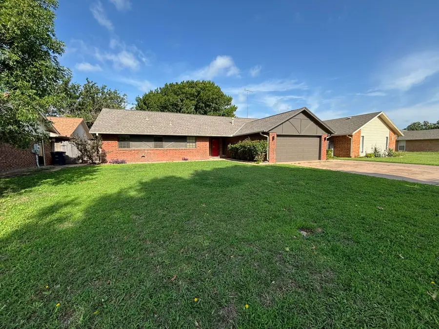 2210 Appomattox St, Enid, OK 73703 - #2