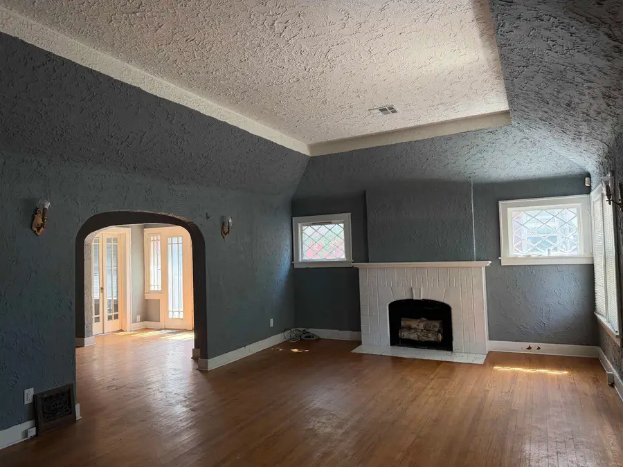 1820 W Maine, Enid, OK 73703 - #3