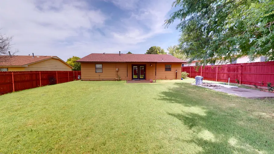 817 Lakeridge Dr, Woodward, OK 73801 - #3