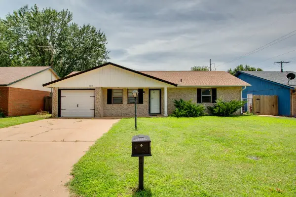 5317 Parkwood Ave, Enid, OK 73703