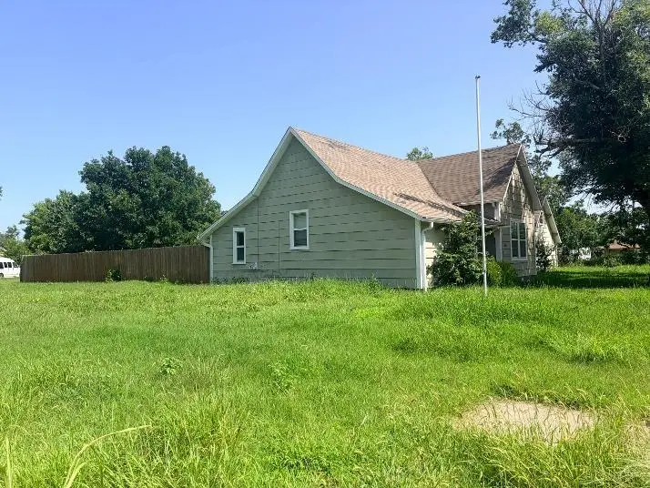 504 Comanche Street, Garber, OK 73738 - #1