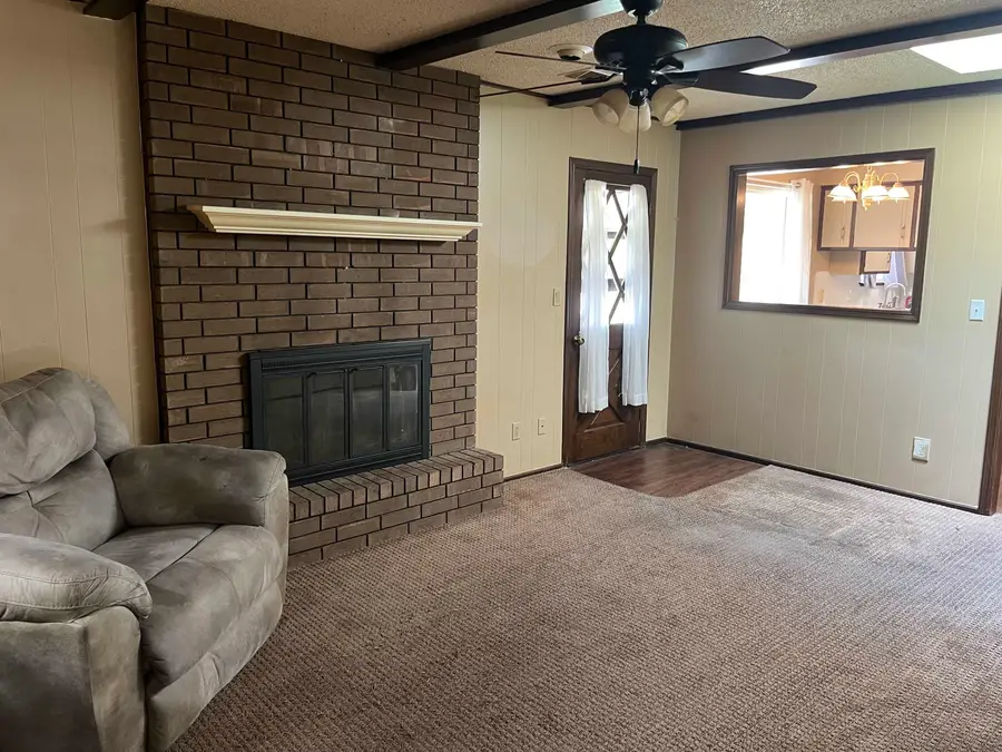 1032 Canterbury Rd, Enid, OK 73703 - #3