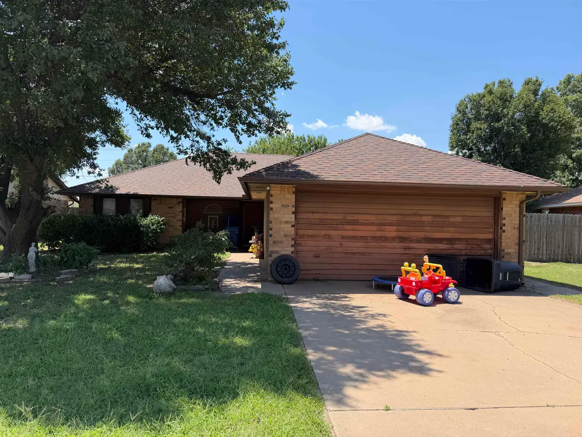 2726 Mt Vernon, Enid, OK 73703 - #1