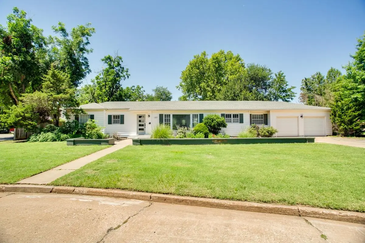1207 Sunset Ave, Enid, OK 73703 - #1