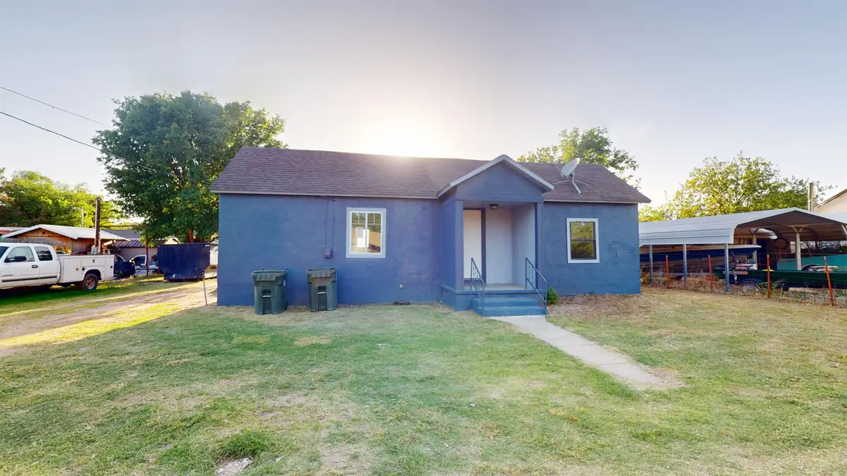 309 S Graham, Mooreland, OK 73852 - #1