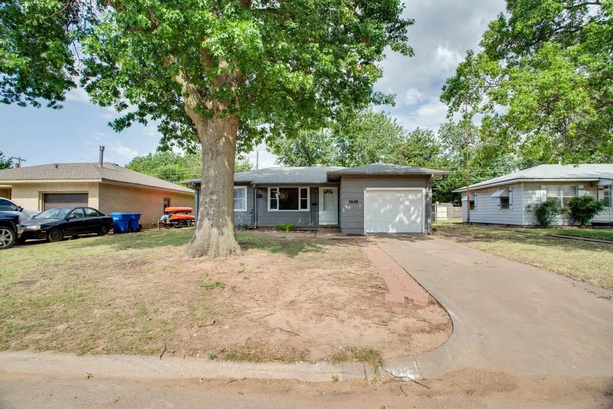1618 S Johnson St, Enid, OK 73703 - #1