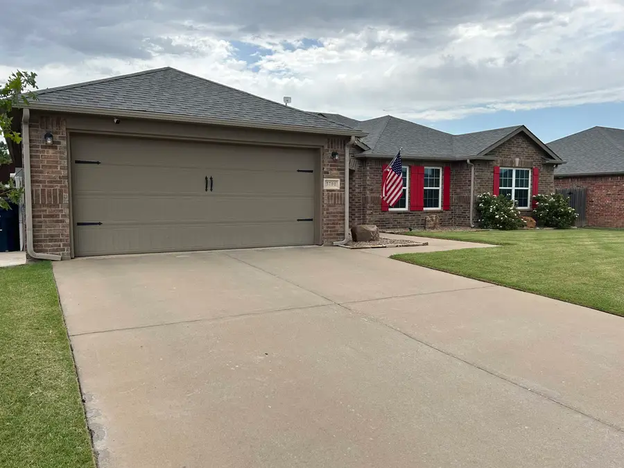 3701 Scarlet Ln, Enid, OK 73703 - #3
