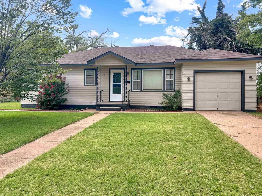 815 N Sunset, Alva, OK 73717 - #2