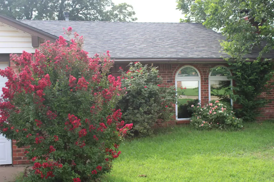 1117 S Hoover, Enid, OK 73703 - #3