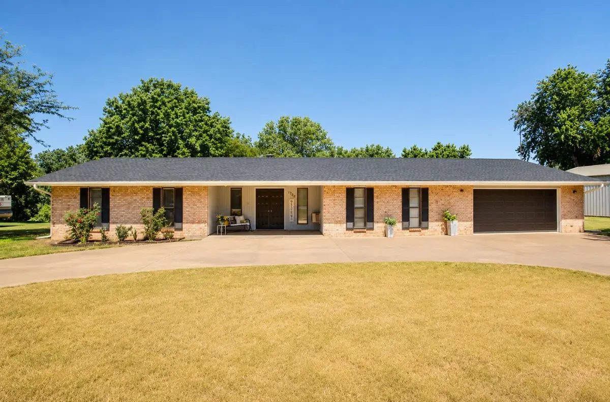 1704 Indian Dam RD, Lahoma, OK 73754 - #1