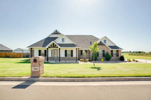 7021 Chisholm Ranch, Enid, OK 73703