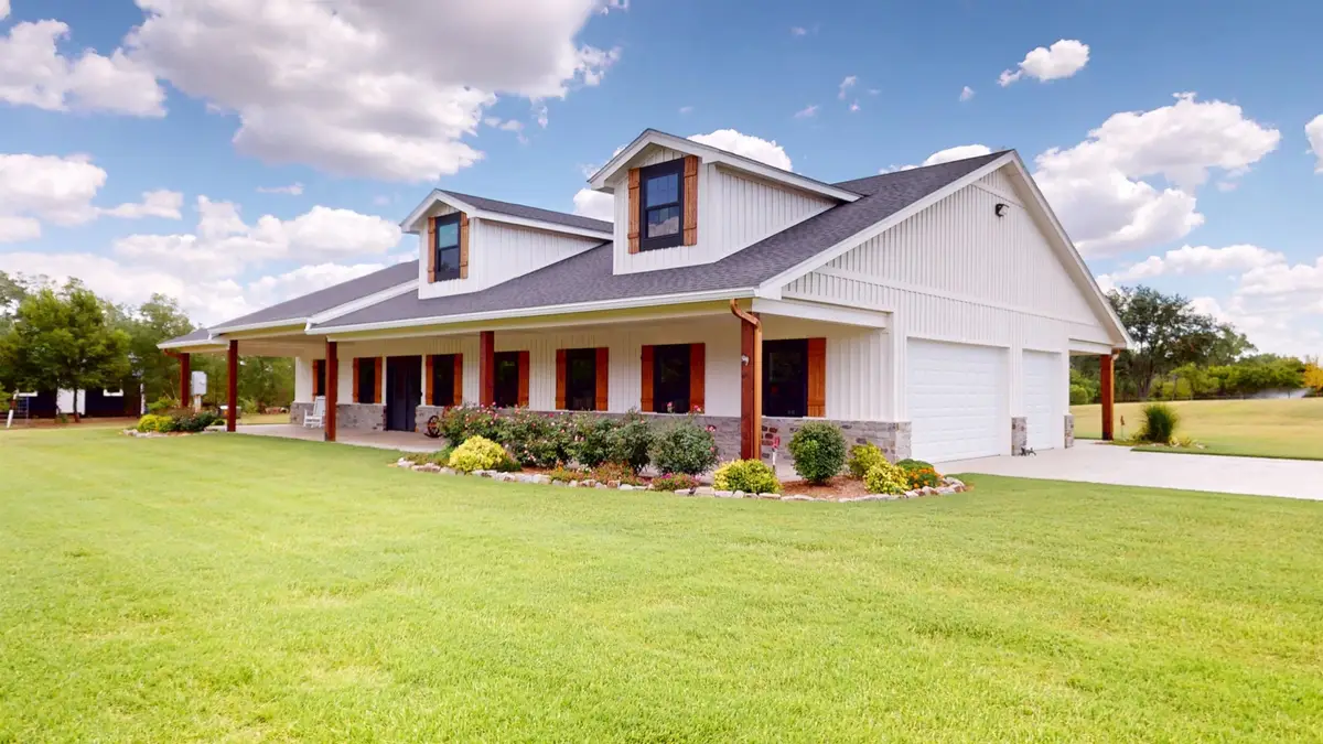 3361 8th St, Woodward, OK 73801 - #1
