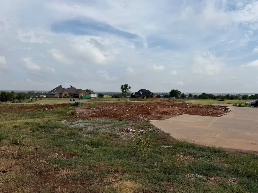 5424 Gray's Peak, Enid, OK 73701-0000 - #3