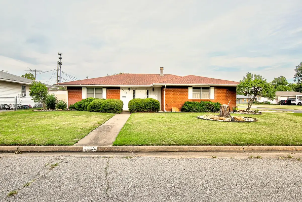 2718 Sage Dr, Enid, OK 73701 - #1