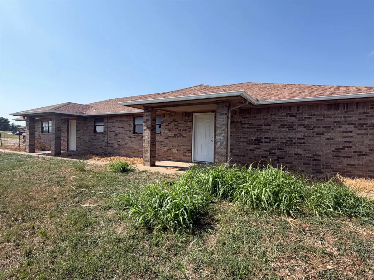 111 Atkinson, Enid, OK 73701 - #1