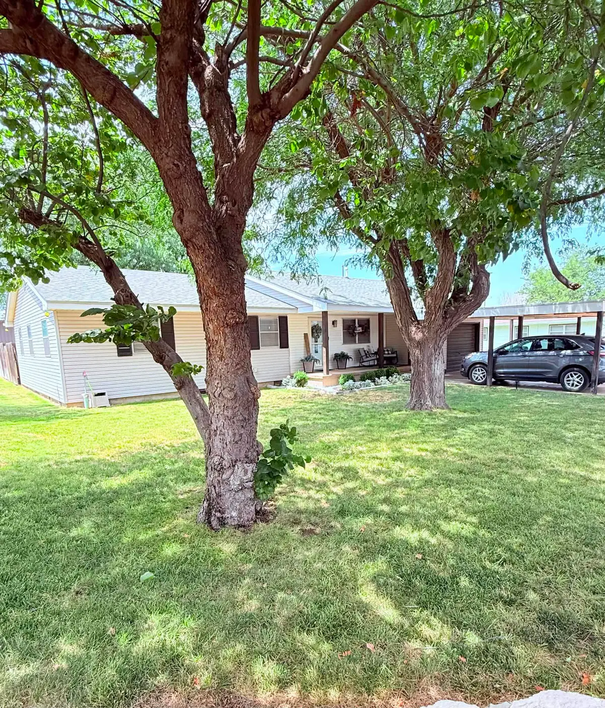 1003 Avenue B, Beaver, OK 73932 - #1