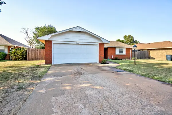 2606 Robin Ridge, Enid, OK 73703