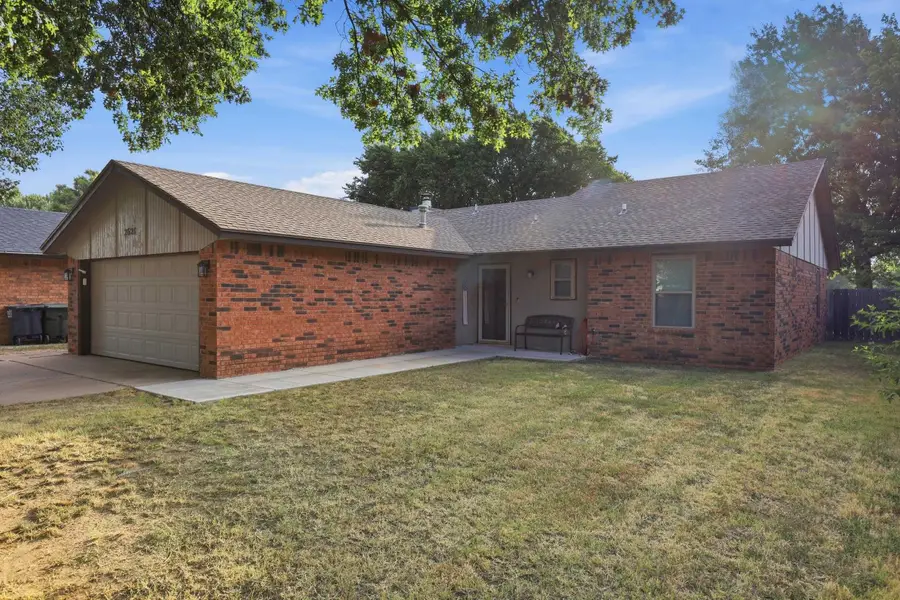 2621 Liberty Ln, Enid, OK 73703 - #2