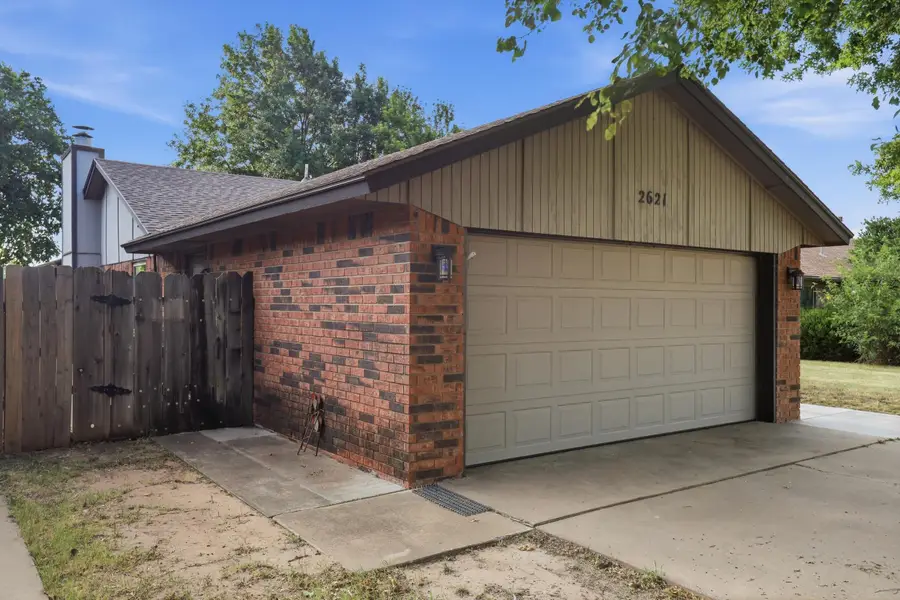 2621 Liberty Ln, Enid, OK 73703 - #3