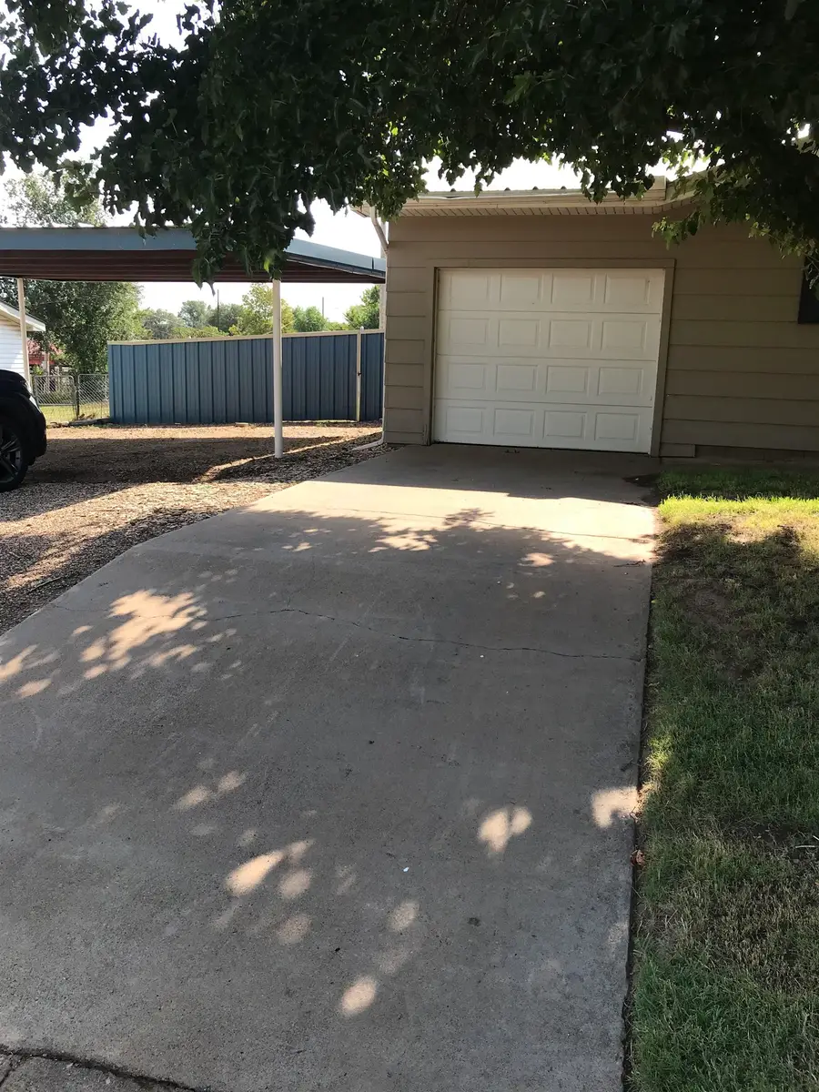 1014 Avenue B, Beaver, OK 73932 - #2