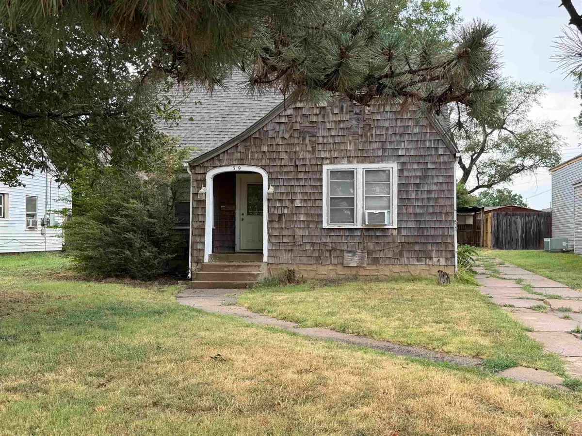 319 University Pl, Enid, OK 73701 - #1