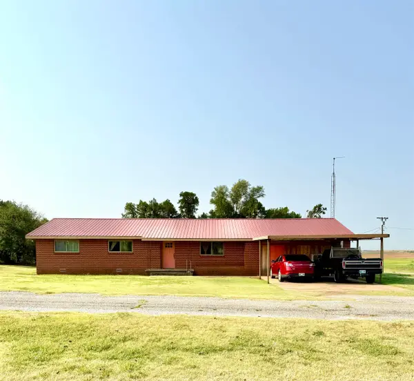 1430 E Sycamore, Nash, OK 73761