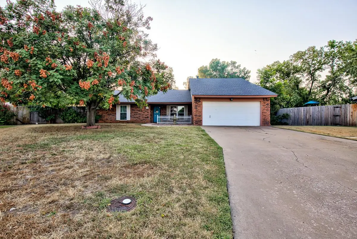 4222 Patrick Henry Pl, Enid, OK 73703 - #1