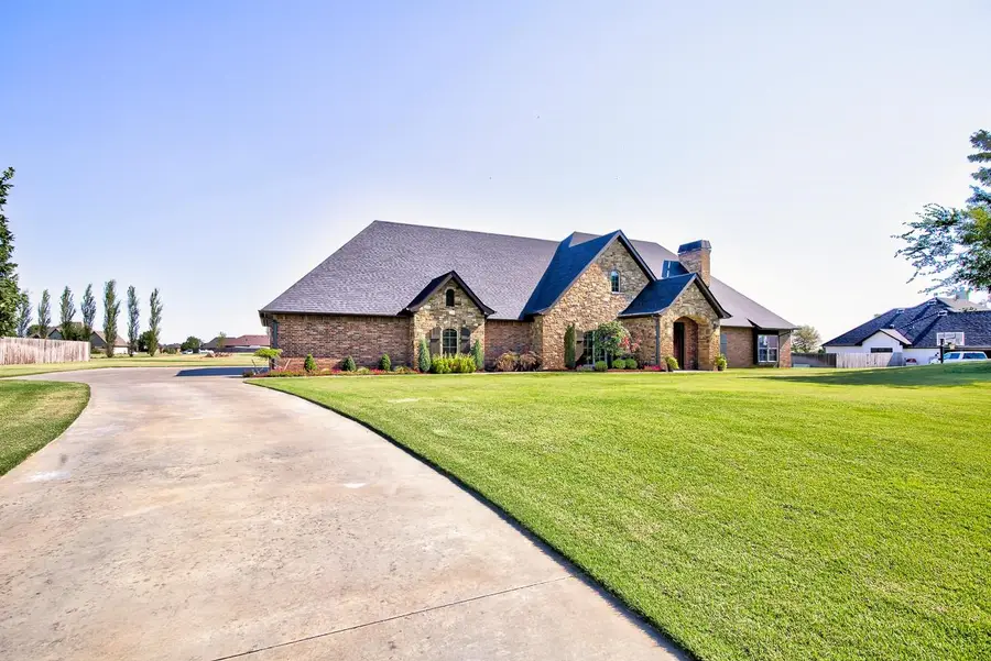 16 Wilderness Rd, Enid, OK 73703 - #3