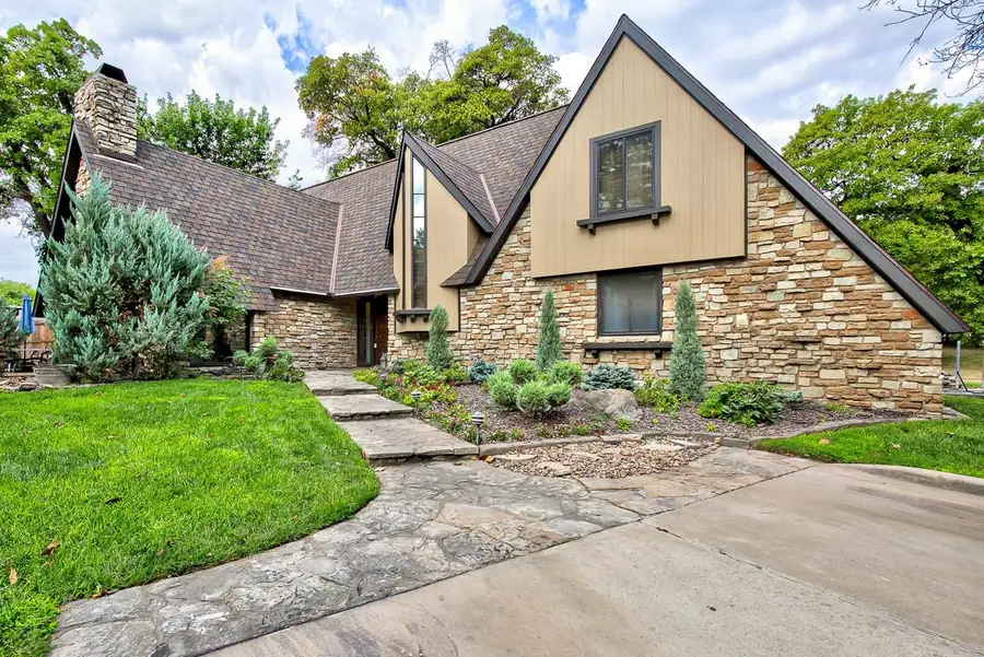 2816 Wildwood Drive, Enid, OK 73703 - #2