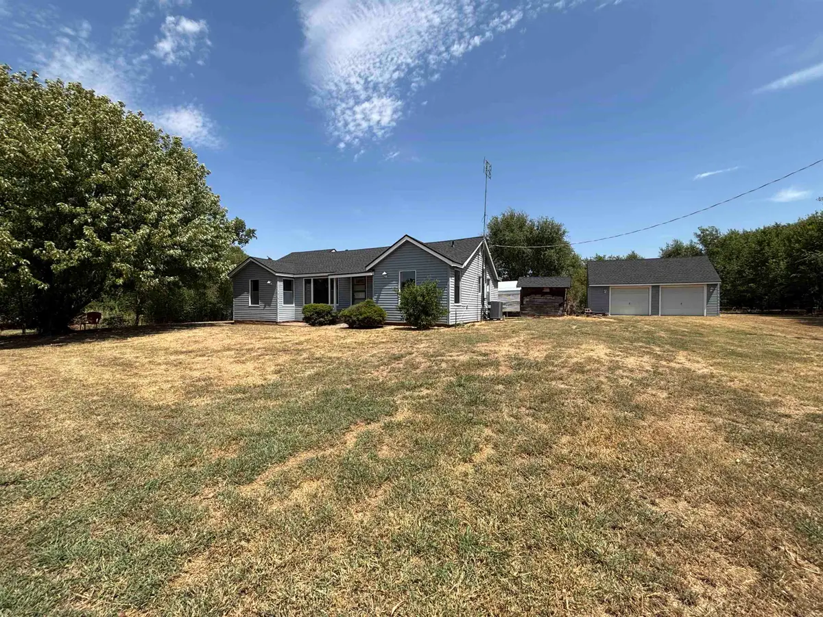 6911 N Highway 74, Garber, OK 73738 - #1