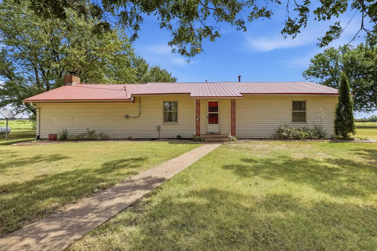 8751 W HIghland, Ponca City, OK 74601 - #1