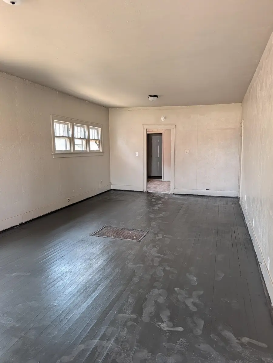 1709 W Maine, Enid, OK 73701 - #2