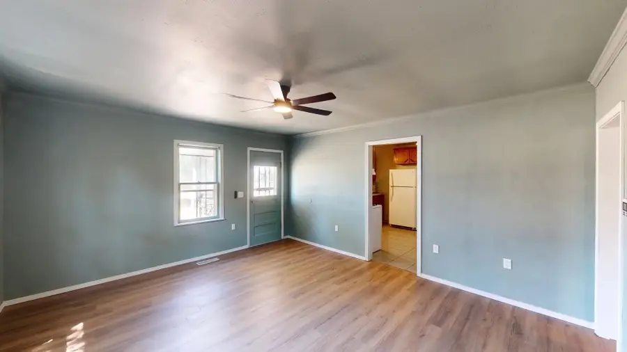 1712 13th St, Woodward, OK 73801 - #2